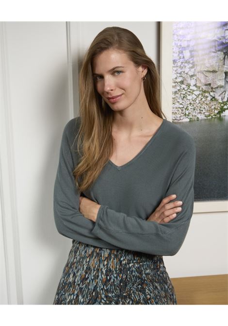 MAGLIA SCOLLO A V IN FILO LEGGERO SURKANA | Maglia | 555LIZA23458